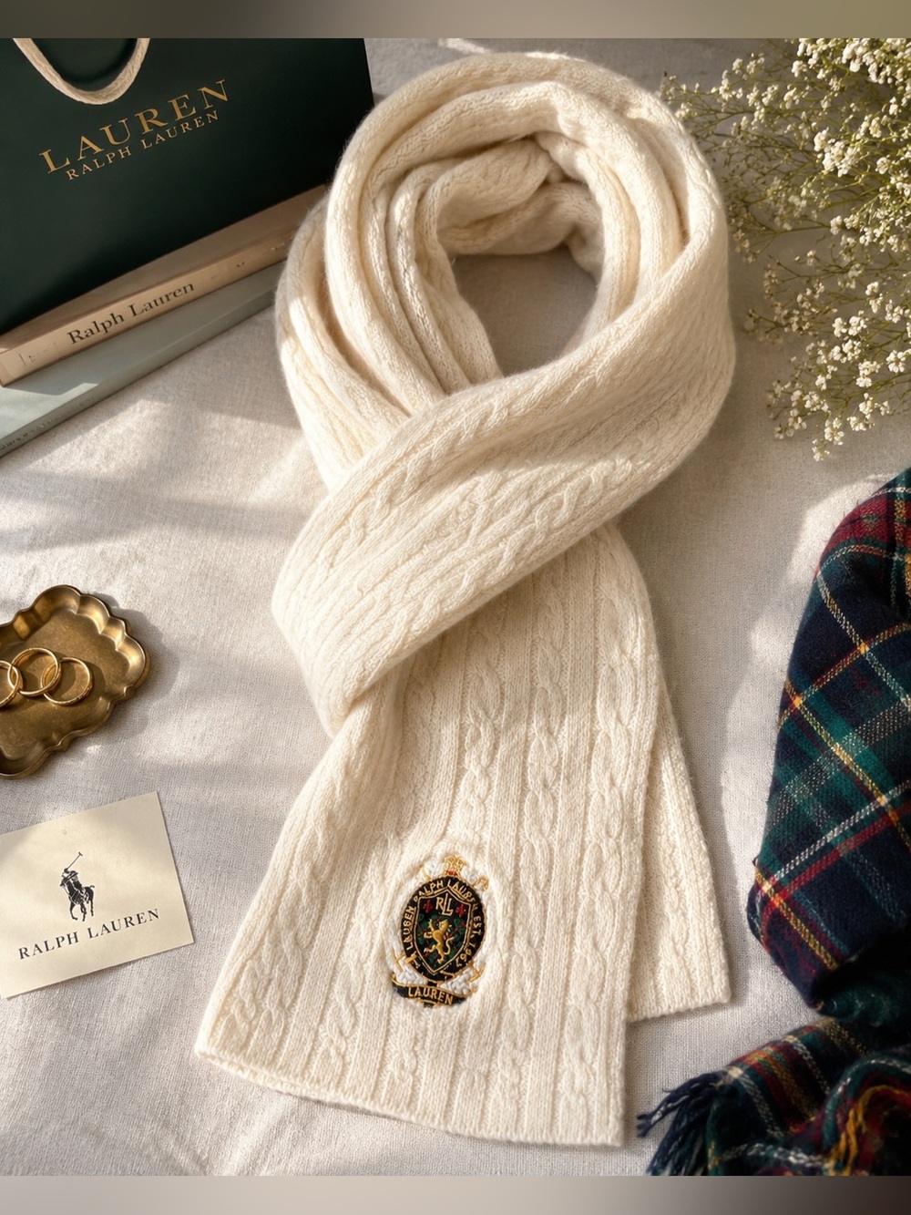 🇺🇸 Vintage Ralph Lauren Crest Scarf | Ivory Cable Knit | Quiet Luxury Classic